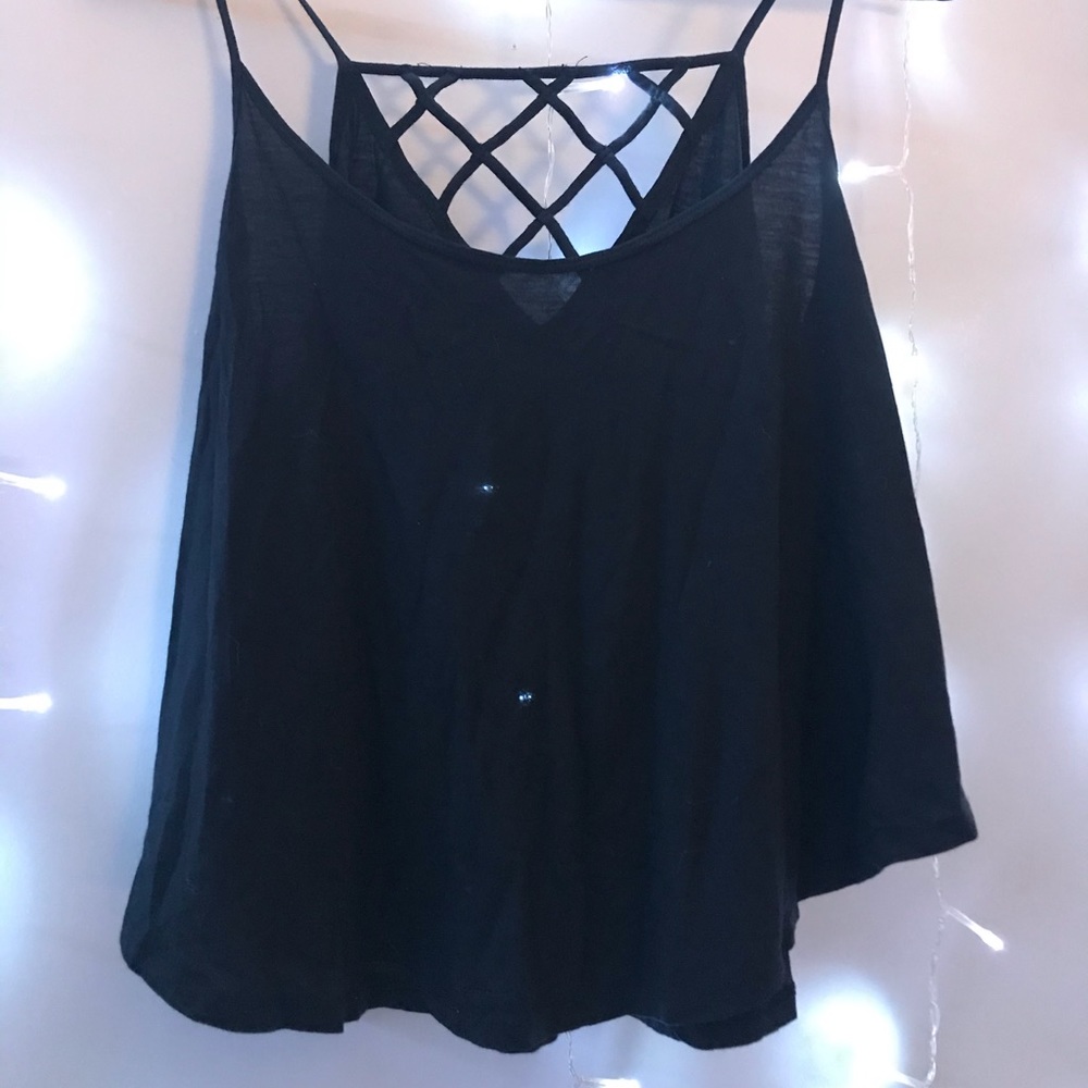 Loose open strapped back tank top
